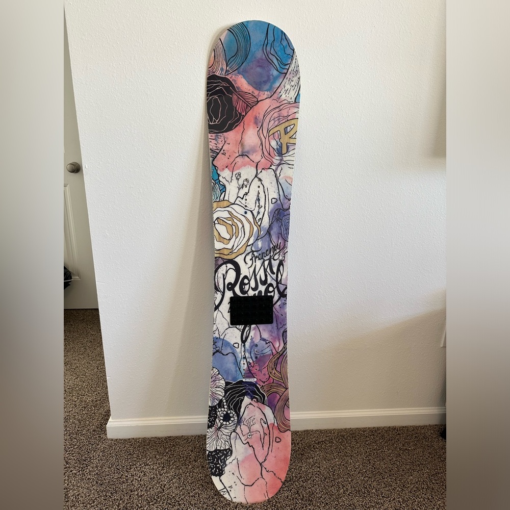 Rossignol women’s snowboard